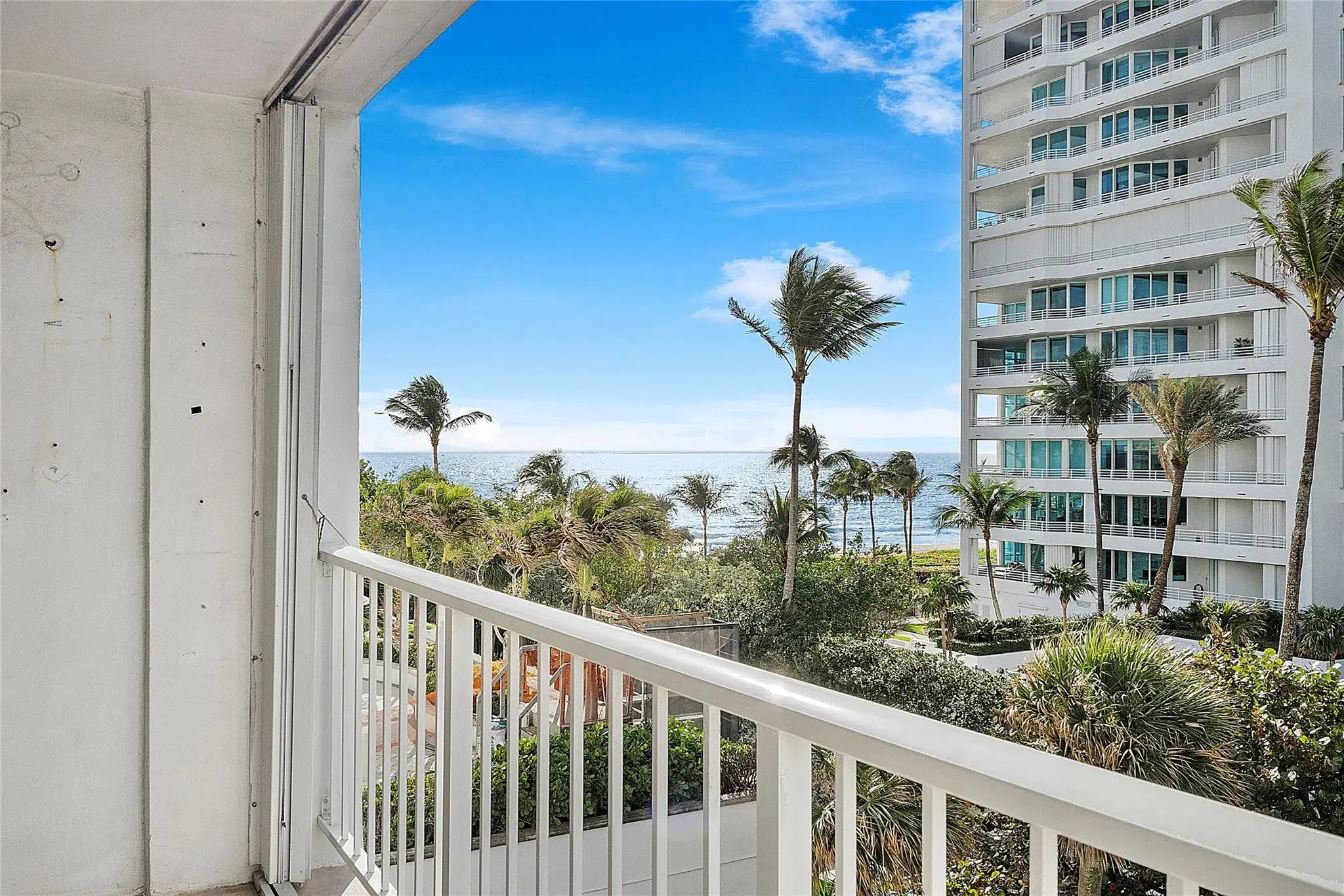 Picture of 1620 S Ocean Blvd 4N, Lauderdale By The Sea, FL 33062