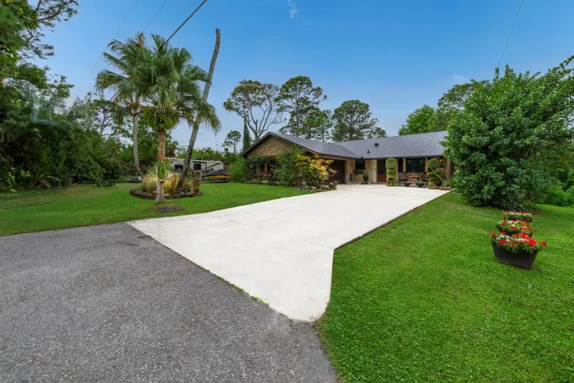 Picture of 8876 SE Sunset Drive, Hobe Sound FL 33455