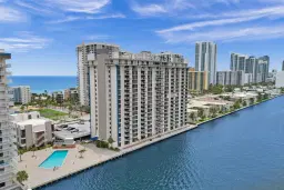 Picture of 1600 S Ocean Dr 9D, Hollywood, FL 33019