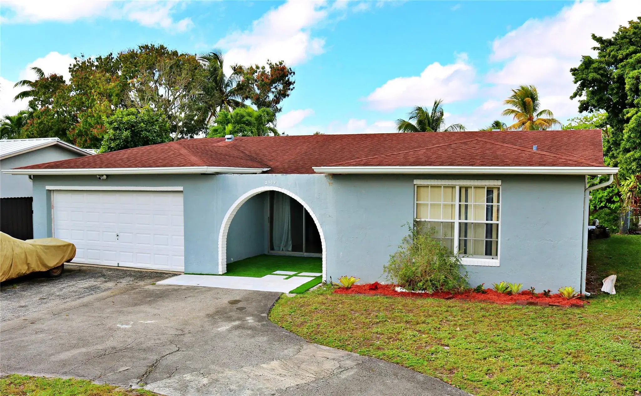 Picture of 2704 Canal Rd, Miramar, FL 33025