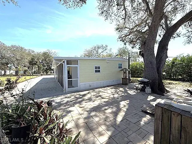 Picture of 27366 Bourbonniere Dr, Bonita Springs FL 34135