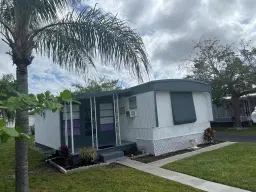 Picture of 6730 NW 45Th Way R-04, Coconut Creek, FL 33073