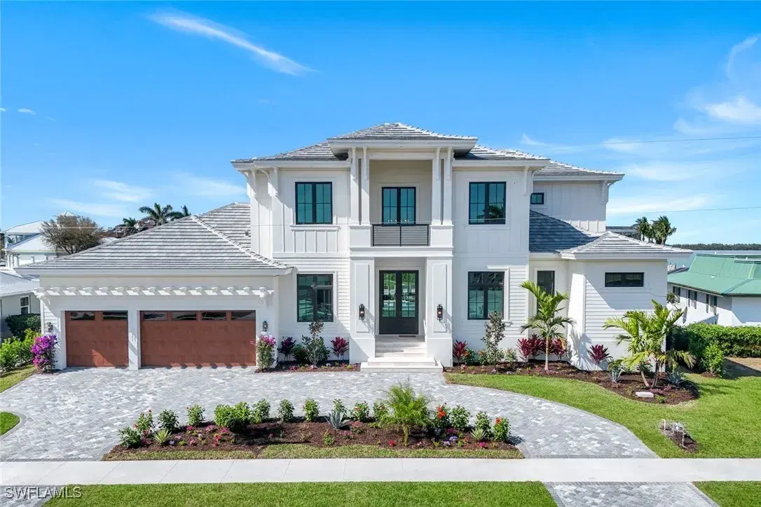 Picture of 960 Iris Ct, Marco Island, FL 34145