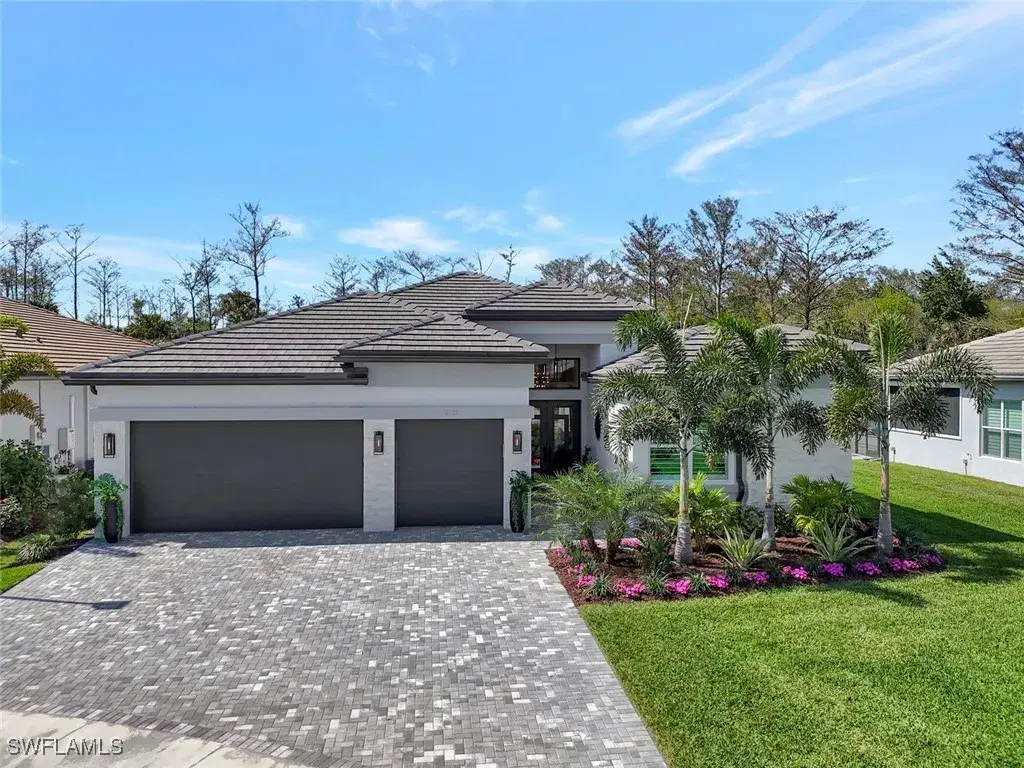 Picture of 12077 Mimosa St, Naples, FL 34120