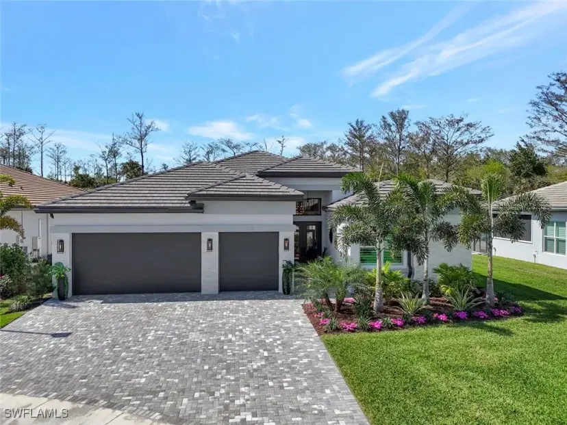 Picture of 12077 Mimosa St, Naples FL 34120