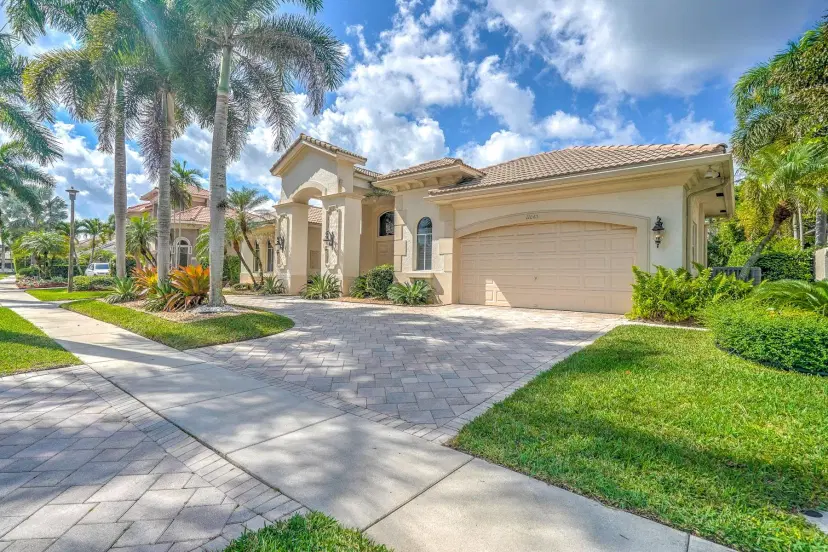 Picture of 11065 Canary Island Ct, Plantation FL 33324