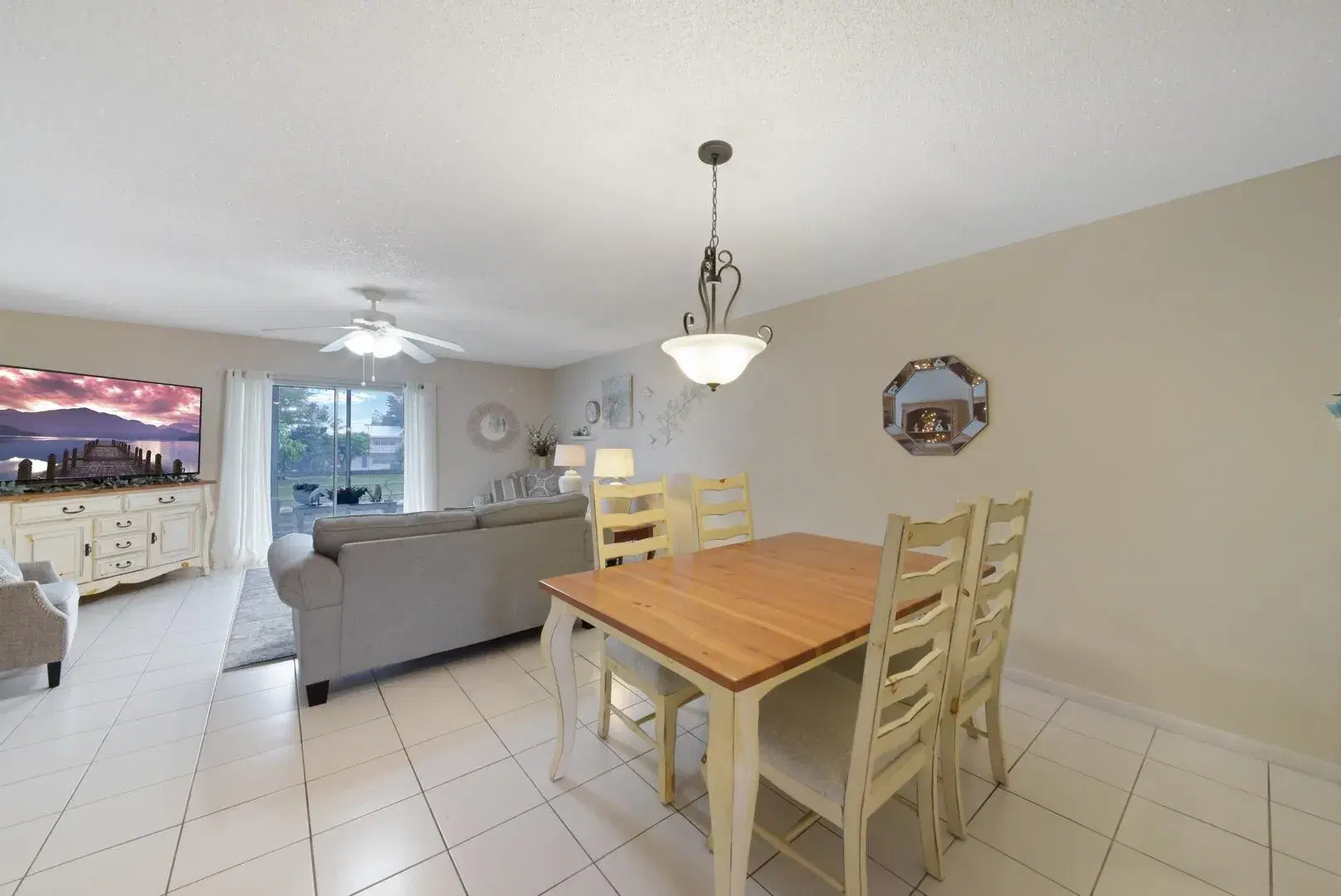 Picture of 204 Oxford 300, West Palm Beach, FL 33417