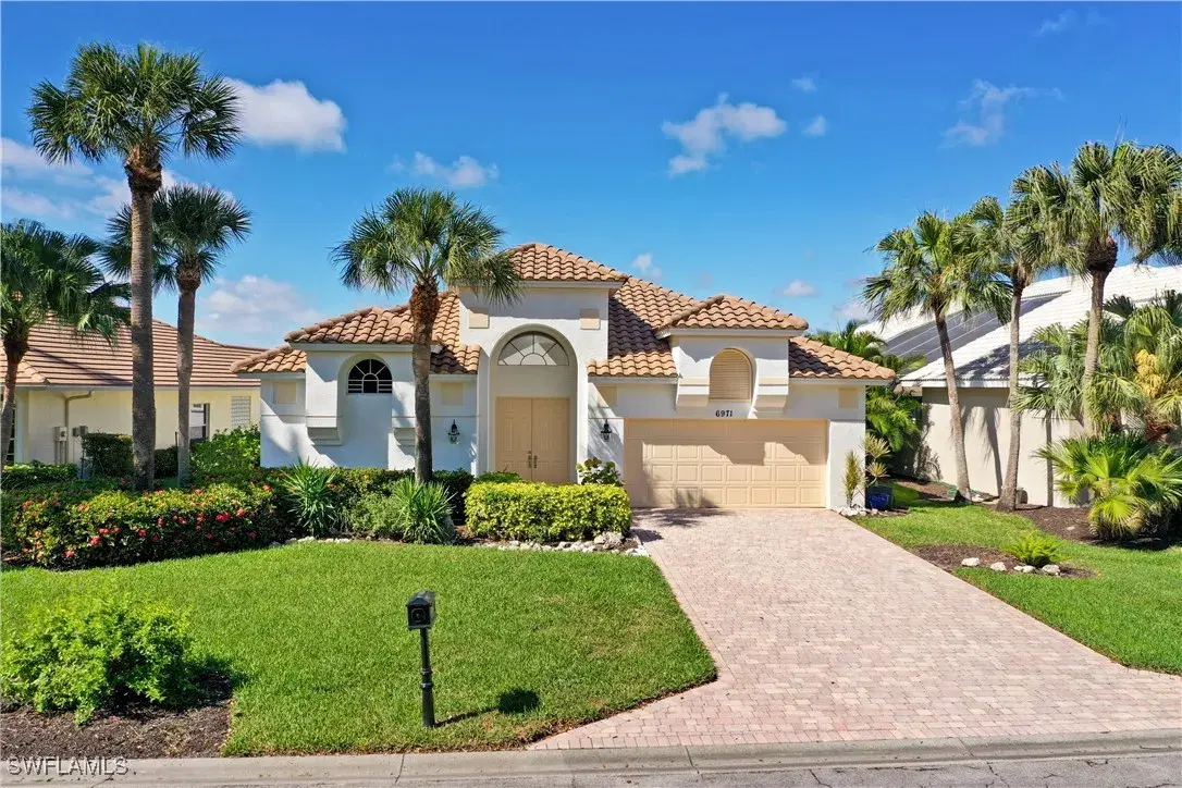 Picture of 6971 Mauna Loa Ln, Naples, FL 34113