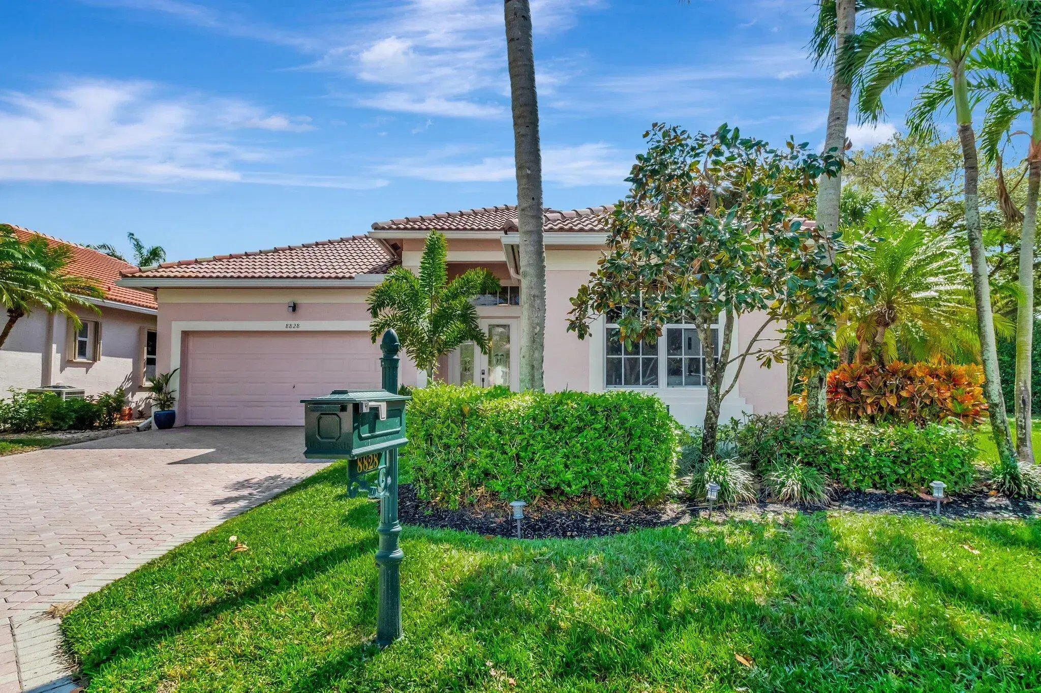 Picture of 8828 Sandown Way, Boynton Beach, FL 33472