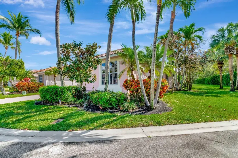 Picture of 8828 Sandown Way, Boynton Beach FL 33472