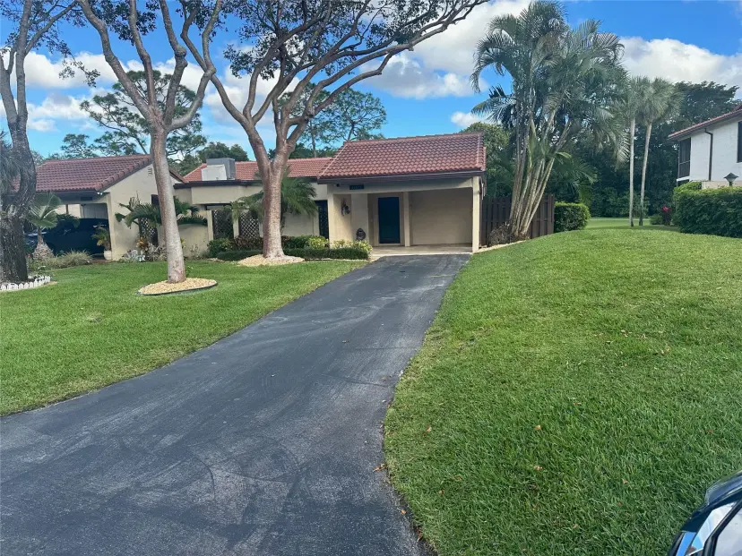 Picture of 21922 Cypress Dr 37B, Boca Raton FL 33433