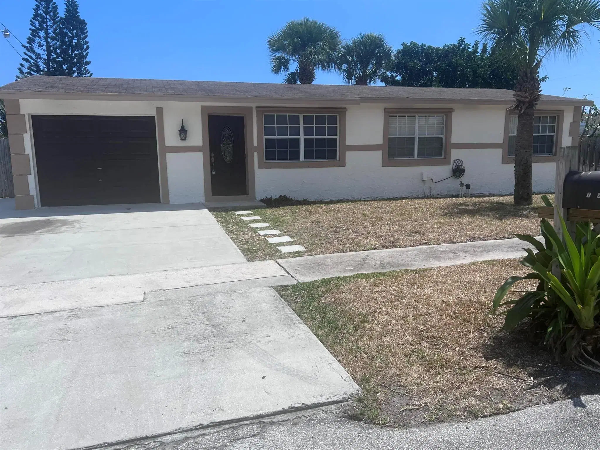 Picture of 1530 S 24Th Court, Riviera Beach, FL 33404