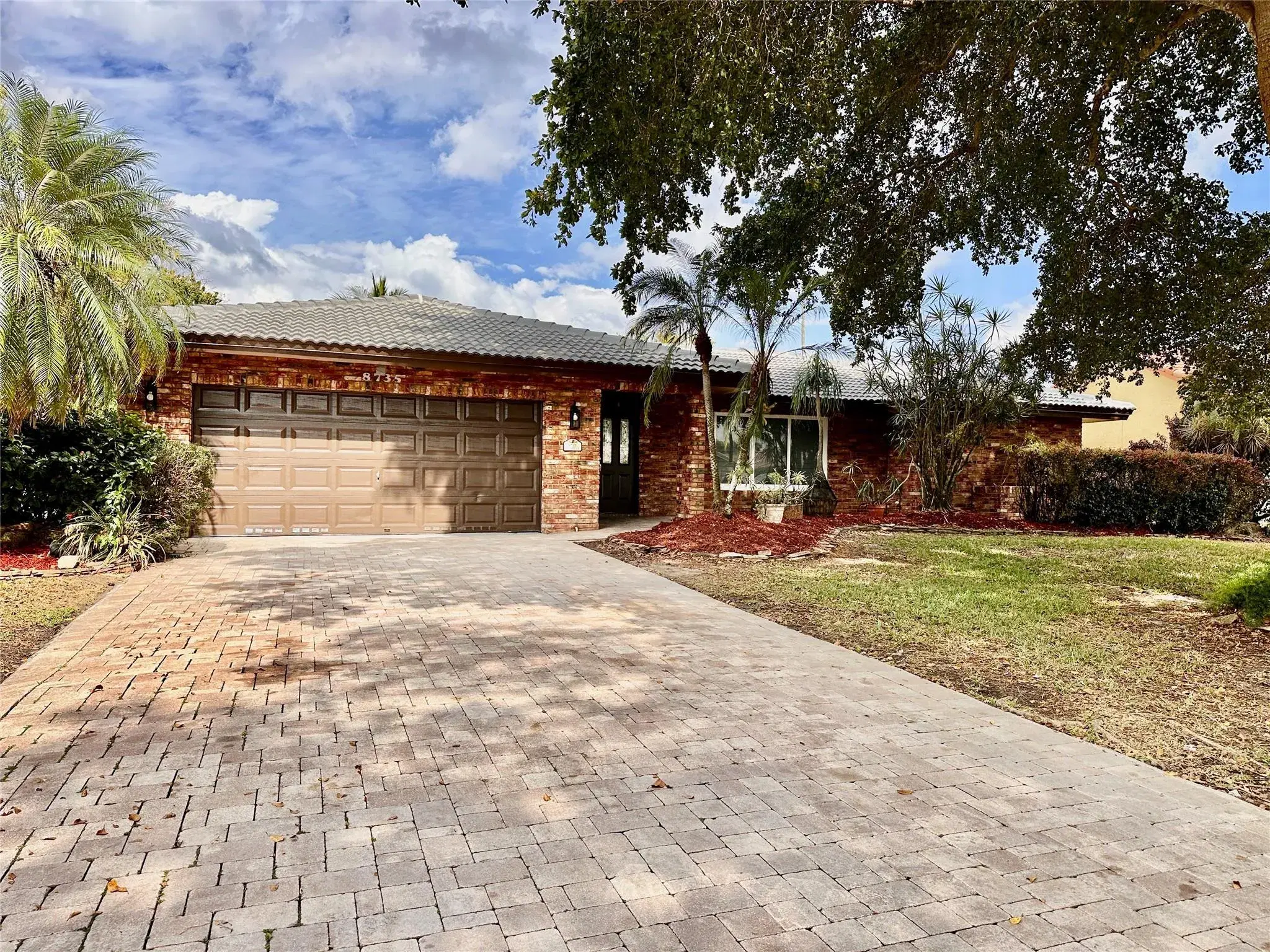 Picture of 8735 NW 1St St, Coral Springs, FL 33071