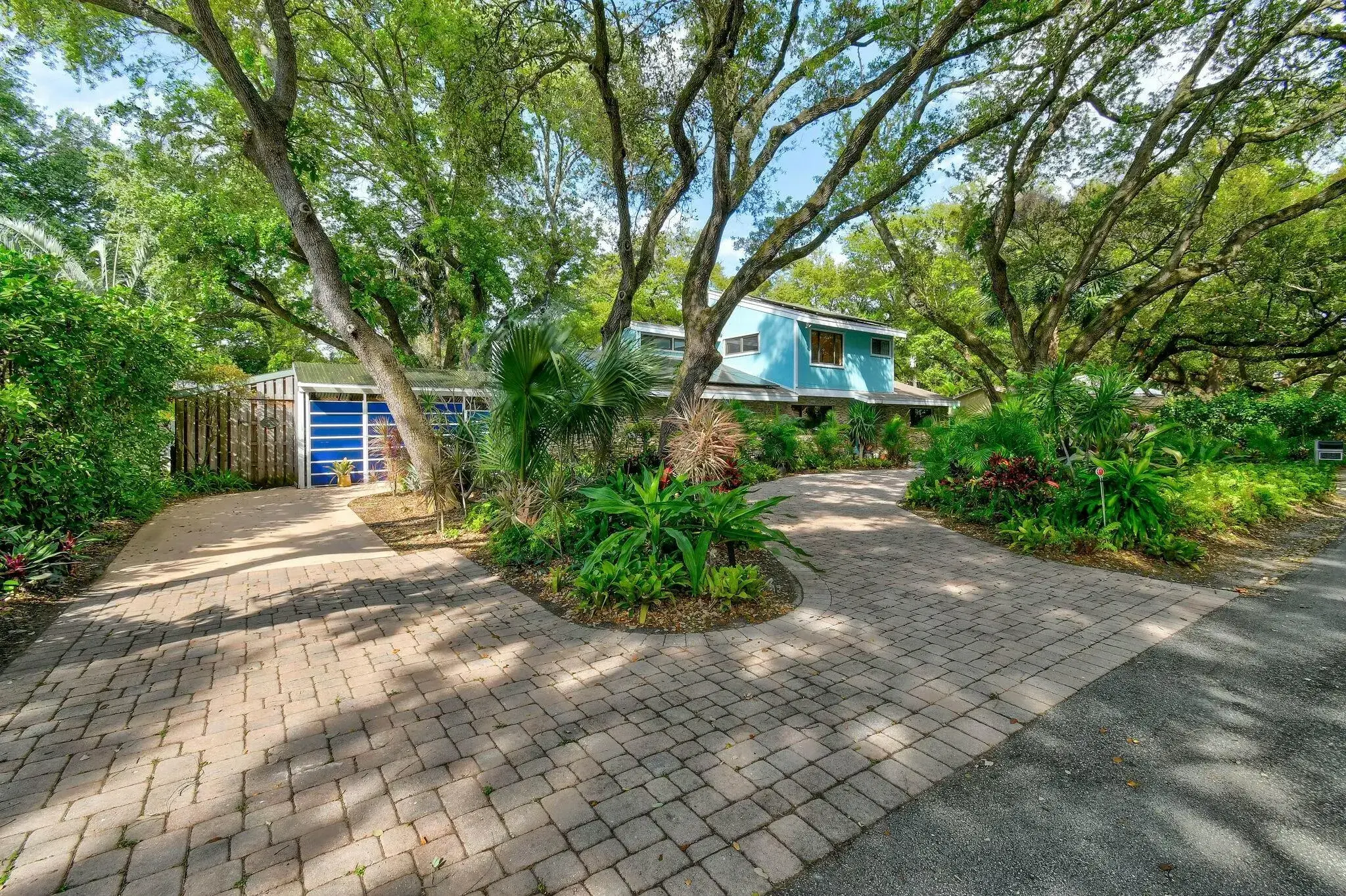 Picture of 2351 Snug Harbor Drive, Palm Beach Gardens, FL 33410