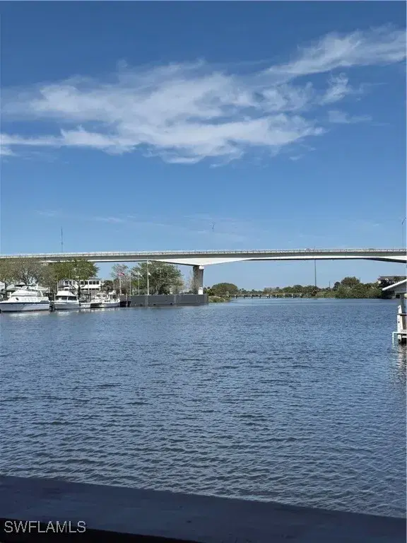 Picture of 922 Yacht Club Way Nw, Moore Haven FL 33471