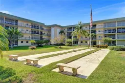 Picture of 810 SE 7Th St 303, Deerfield Beach, FL 33441