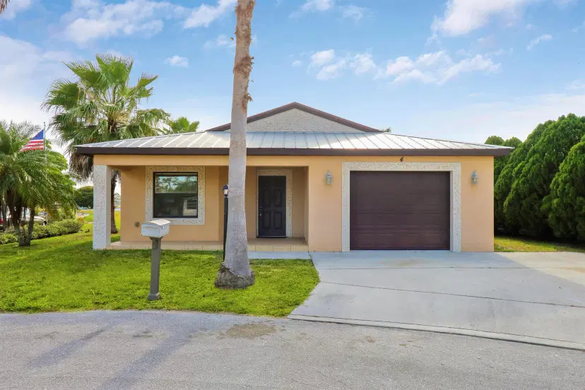 Picture of 4 Bolero, Fort Pierce FL 34951