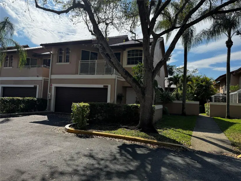 Picture of 4985 Riverside Dr 506, Pompano Beach FL 33067