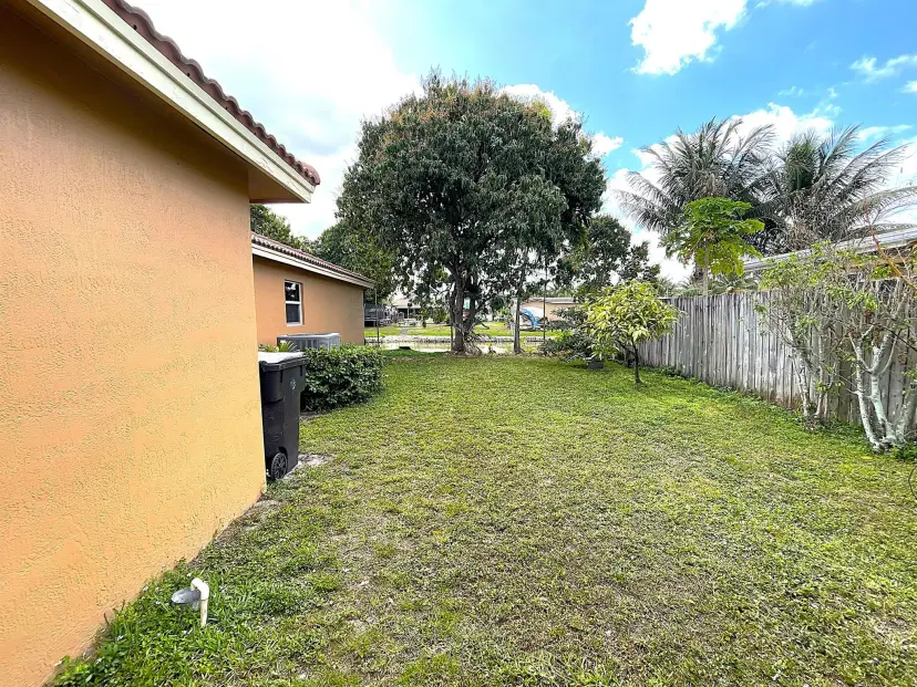 Picture of 3810 NW 42Nd Street, Lauderdale Lakes FL 33309