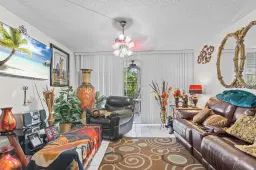 Picture of 3070 NW 48Th Terrace 415, Lauderdale Lakes, FL 33313