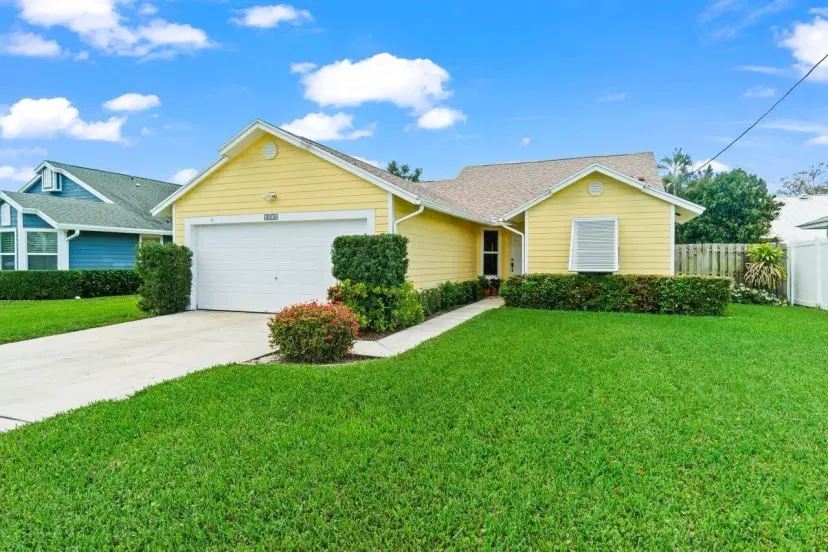 Picture of 6076 Lucerne Street, Jupiter FL 33458