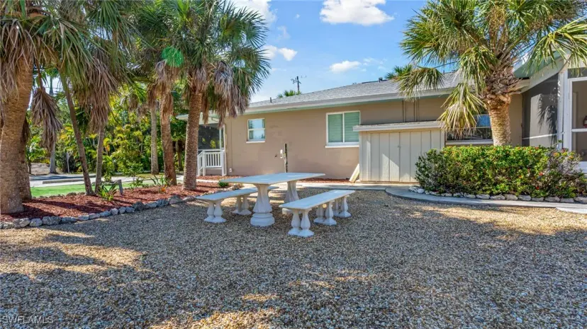 Picture of 832 Donax St A2, Sanibel FL 33957