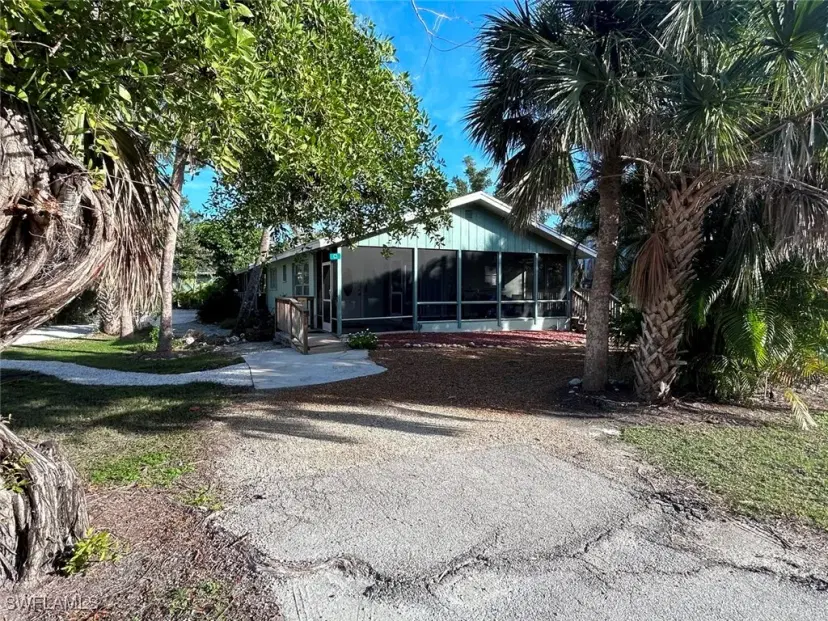 Picture of 1208 Junonia St C1, Sanibel FL 33957