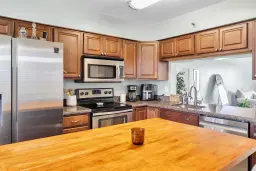 Picture of 2202 S Cypress Bend Drive 702, Pompano Beach, FL 33069