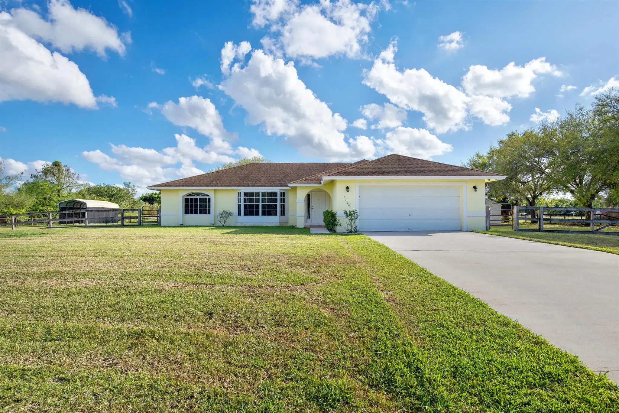 Picture of 17760 38Th North Road Road N, Loxahatchee, FL 33470