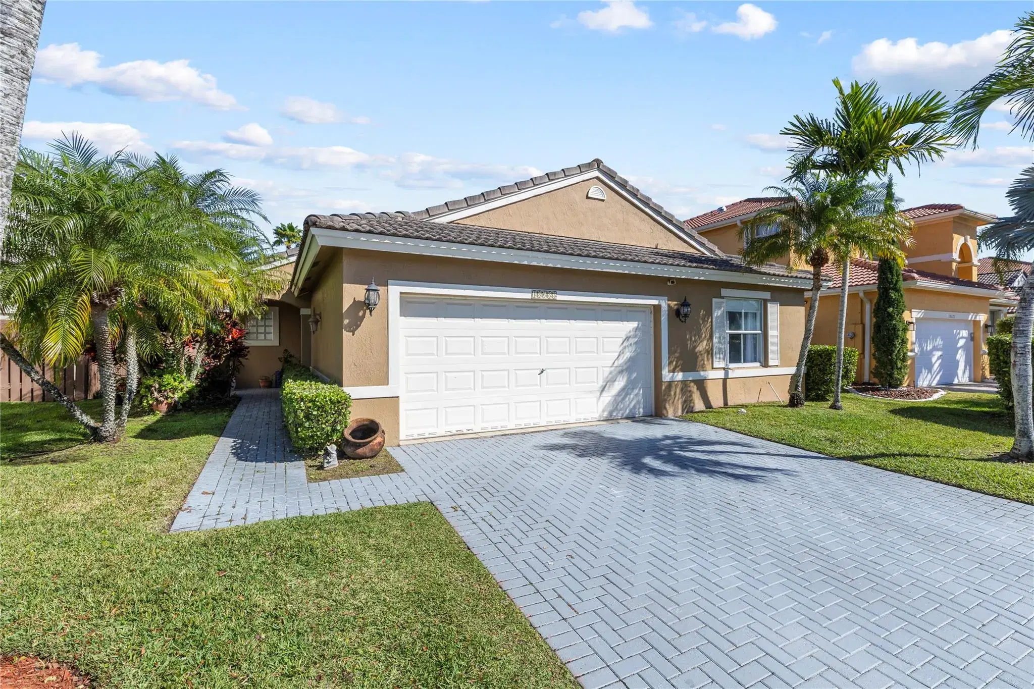 Picture of 18683 SW 15Th St, Pembroke Pines, FL 33029