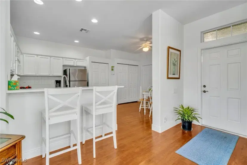 Picture of 8780 Stockbridge Dr, Fort Myers FL 33908