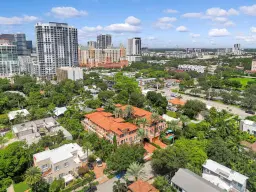 Picture of 31 SE 10Th Ave 3, Fort Lauderdale, FL 33301