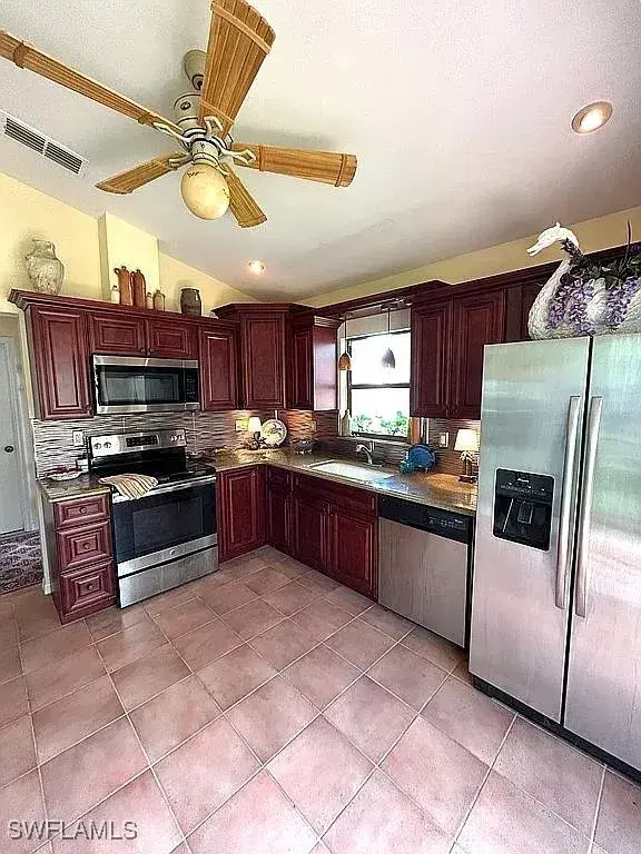 Picture of 1184 Jardin Dr, Naples FL 34104