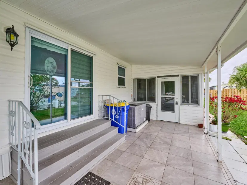 Picture of 7816 SE Wren Avenue, Hobe Sound FL 33455