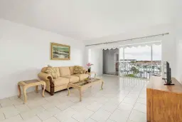 Picture of 907 Marina Drive 402, North Palm Beach, FL 33408