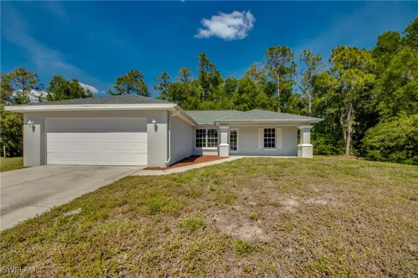 Picture of 102 Nacelle Ct, Lehigh Acres FL 33974