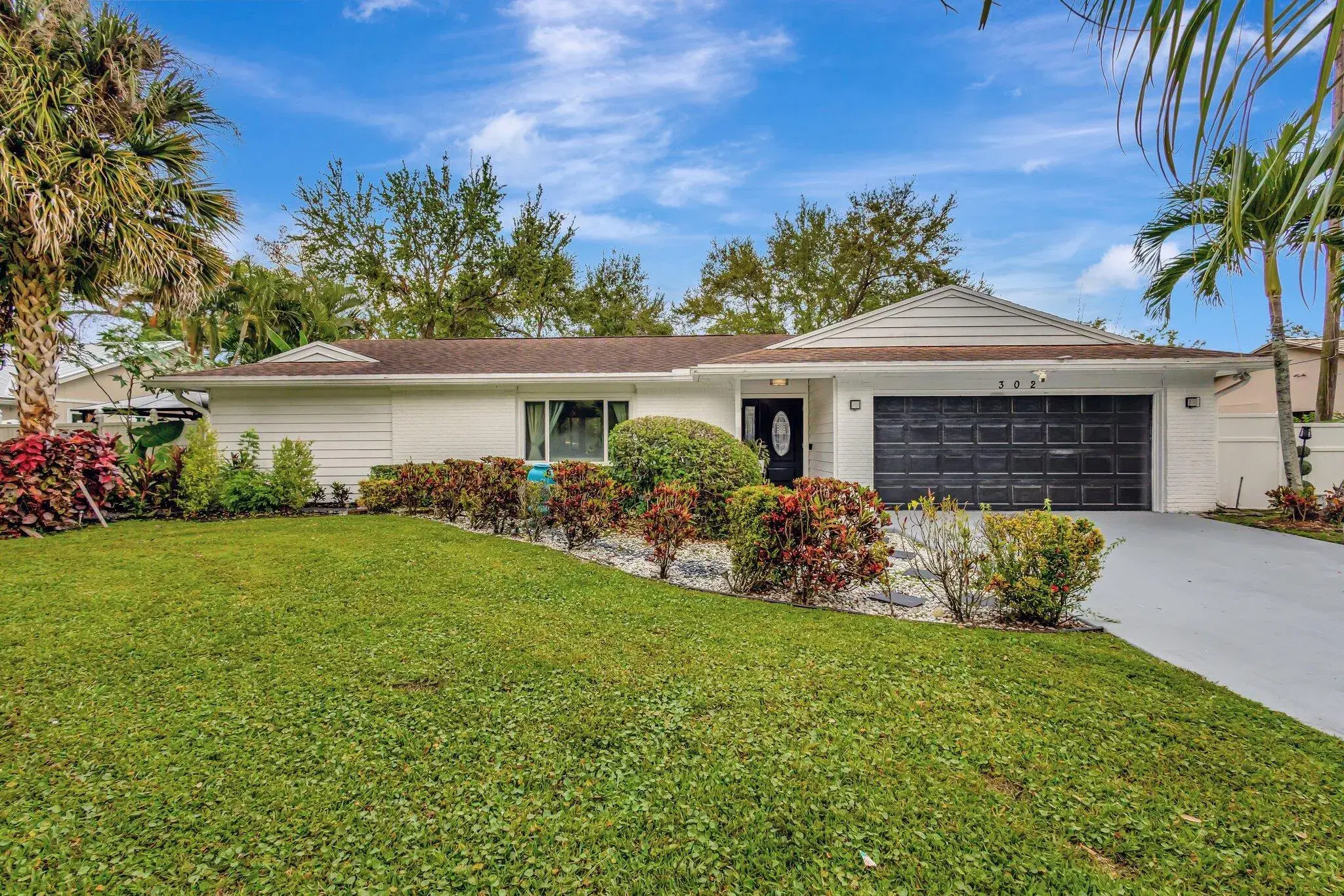 Picture of 302 Marginal Road, West Palm Beach, FL 33411