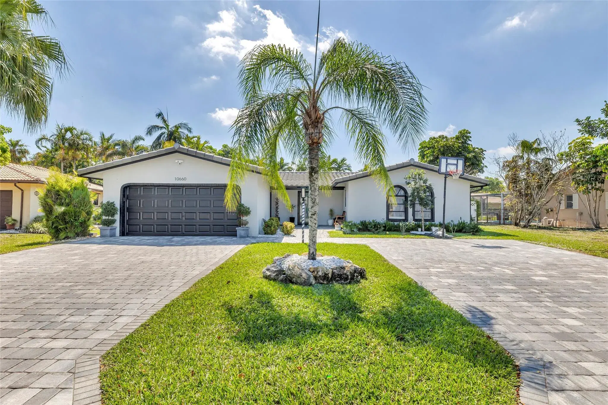 Picture of 10660 NW 44, Coral Springs, FL 33065