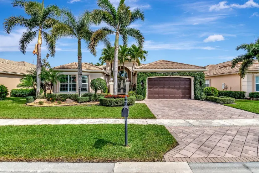 Picture of 10702 Whitewind Circle, Boynton Beach FL 33473