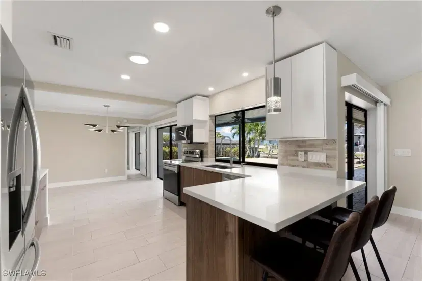 Picture of 124 E North Shore Ave, North Fort Myers FL 33917