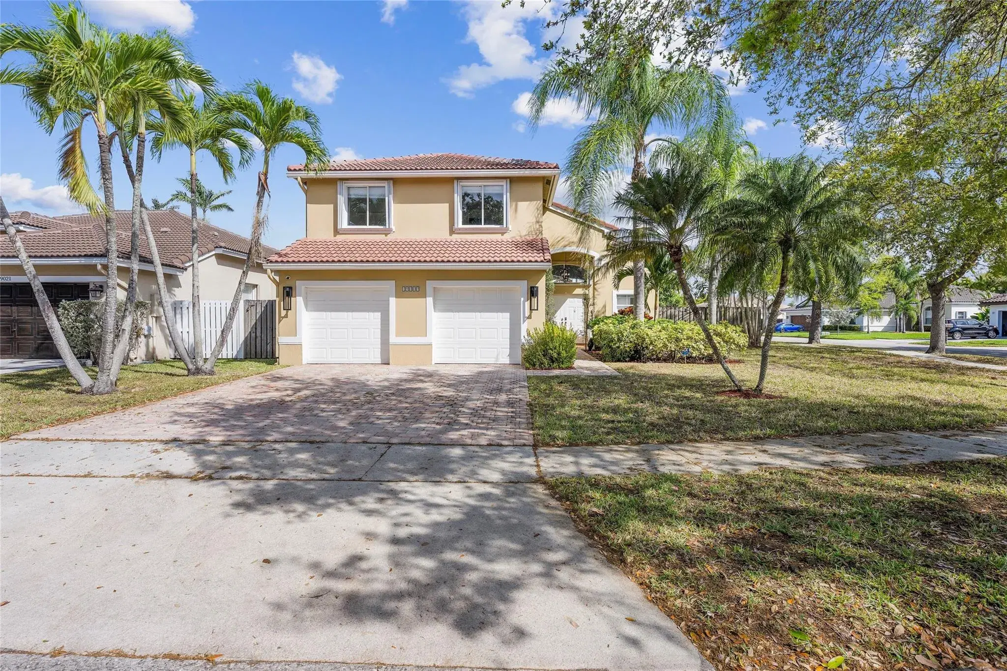 Picture of 19009 NW 23Rd St, Pembroke Pines, FL 33029