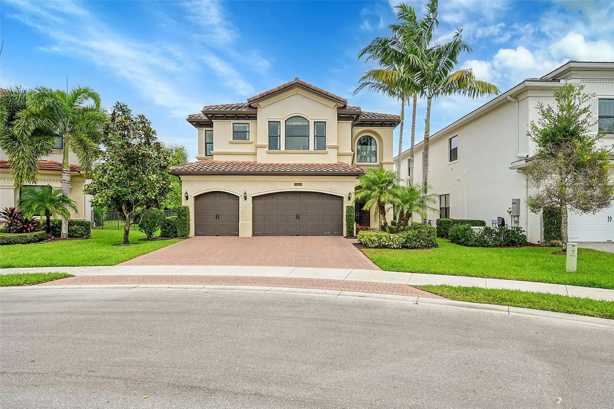 Picture of 9589 Eden Roc Ct, Delray Beach, FL 33446