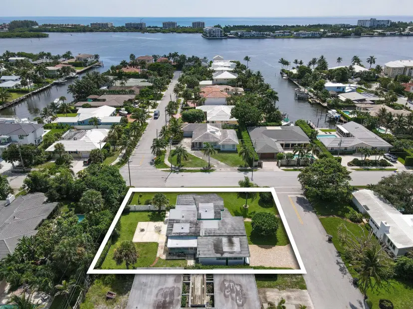 Picture of 2301 N Lakeside Drive, Lake Worth Beach FL 33460