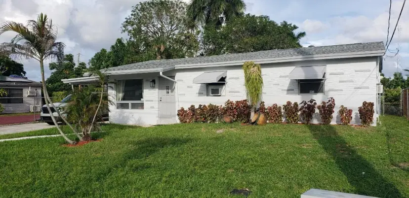 Picture of 4916 SW 43Rd Ter, Fort Lauderdale FL 33314