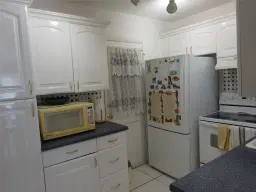 Picture of 16750 NE 14Th Ave 312, Miami, FL 33162