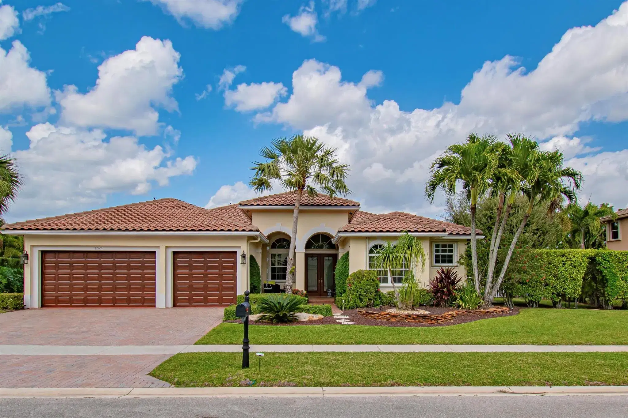 Picture of 11269 Mainsail Court, Wellington, FL 33449