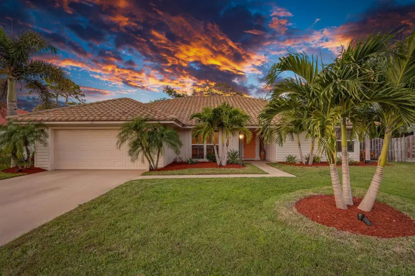 Picture of 2545 Bordeaux Court, Palm Beach Gardens FL 33410