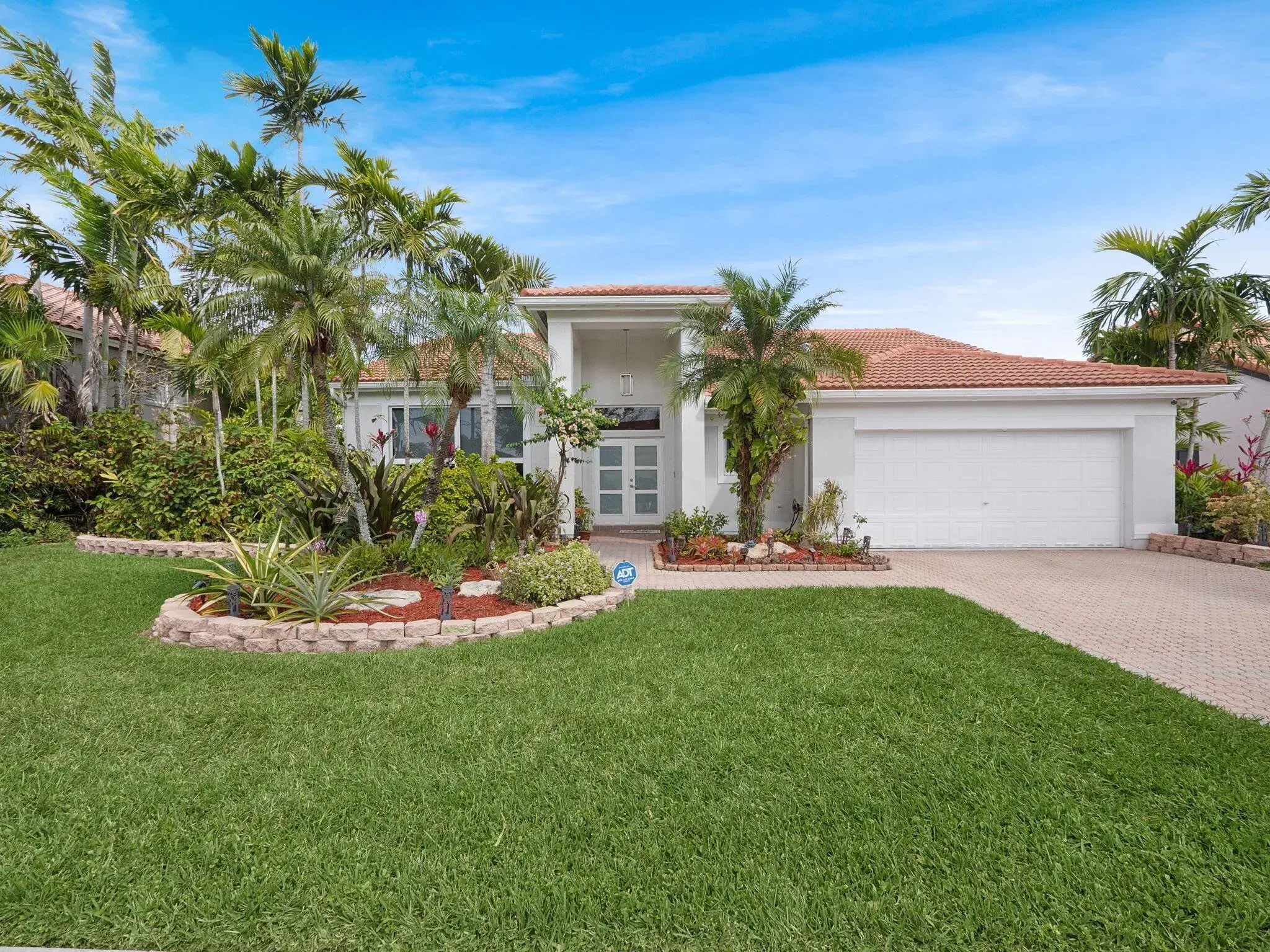 Picture of 1311 NW 193Rd Avenue, Pembroke Pines, FL 33029