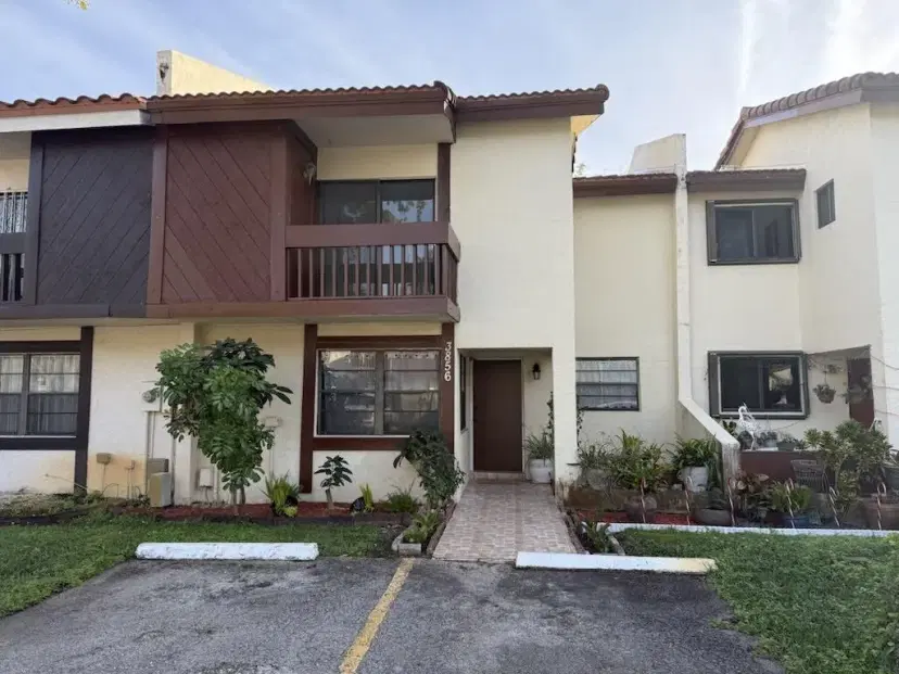 Picture of 3856 SW 52Nd Avenue, Pembroke Park FL 33023