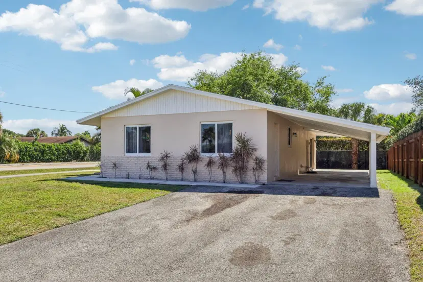 Picture of 900 Cheyenne Street, Jupiter FL 33458